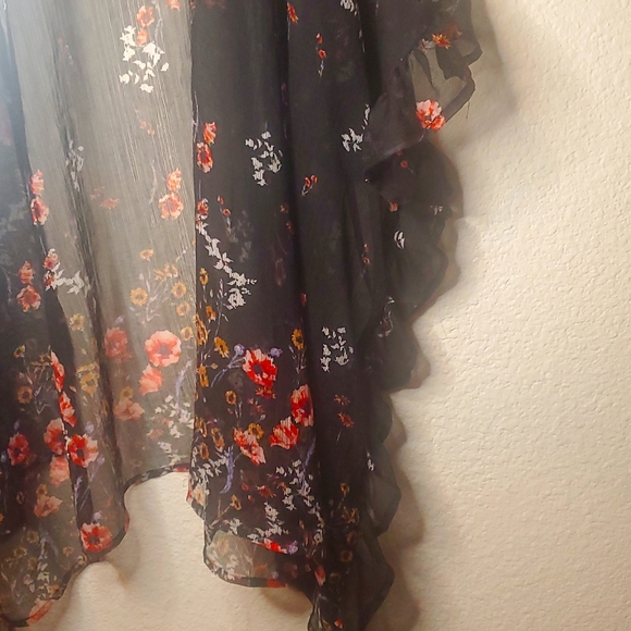 Rewind Floral Cardigan Or Cover Up - Picture 3 of 4